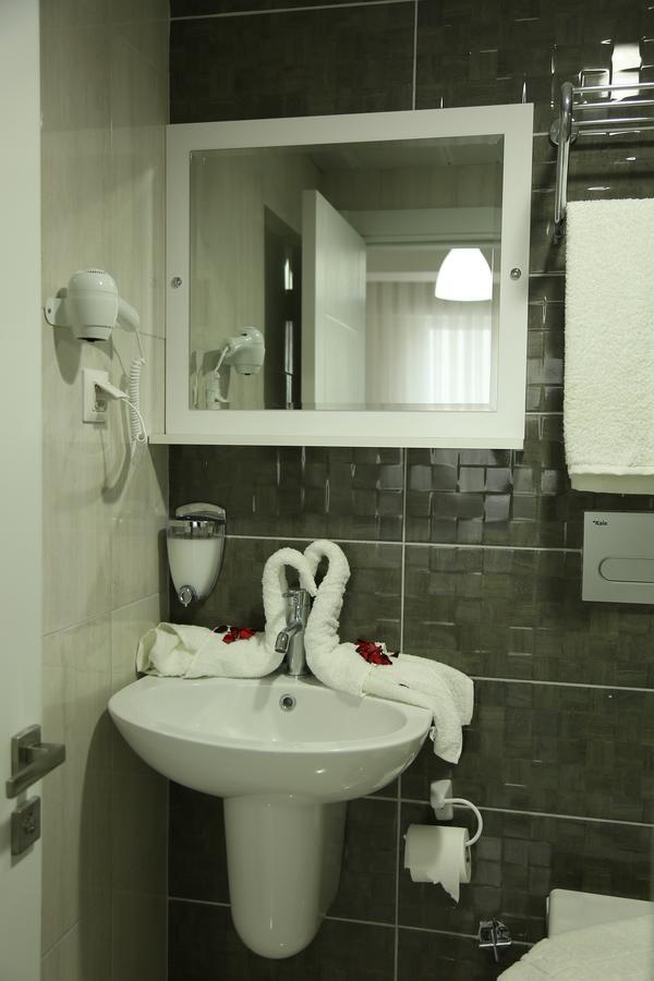 Otel Akpinar Ескишехир Екстериор снимка